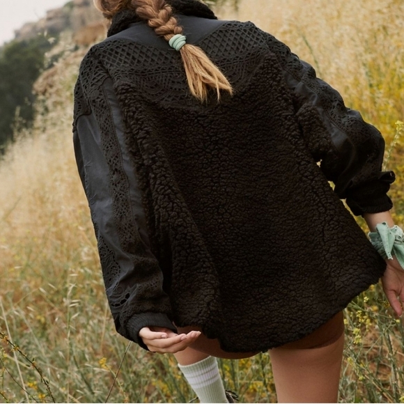 Free People,  Seaside Crocheted Sherpa Fleece Jacket in Black, Size S -NWOT - Picture 5 of 15